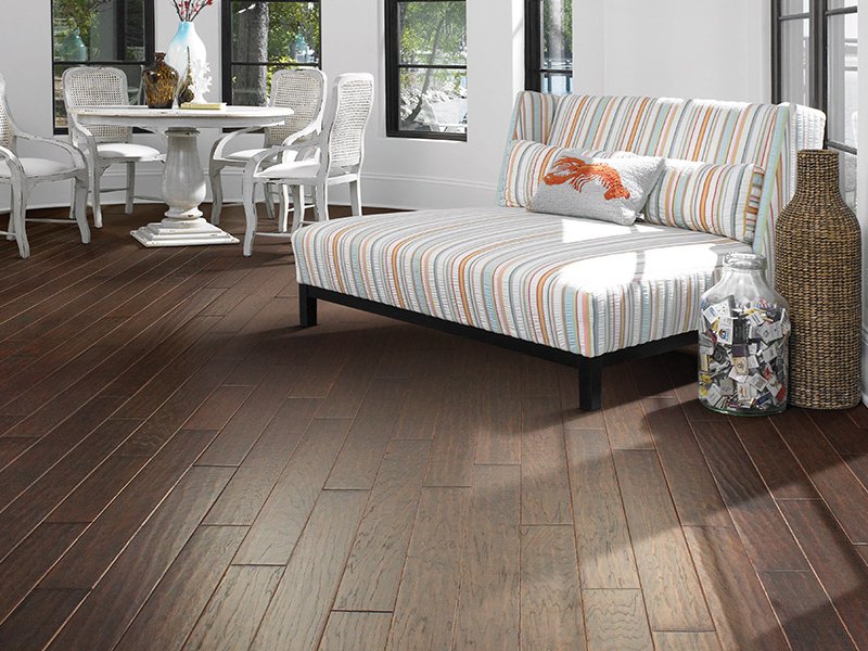 Signature-Services-Promo-Image-Hardwood-Flooring-2